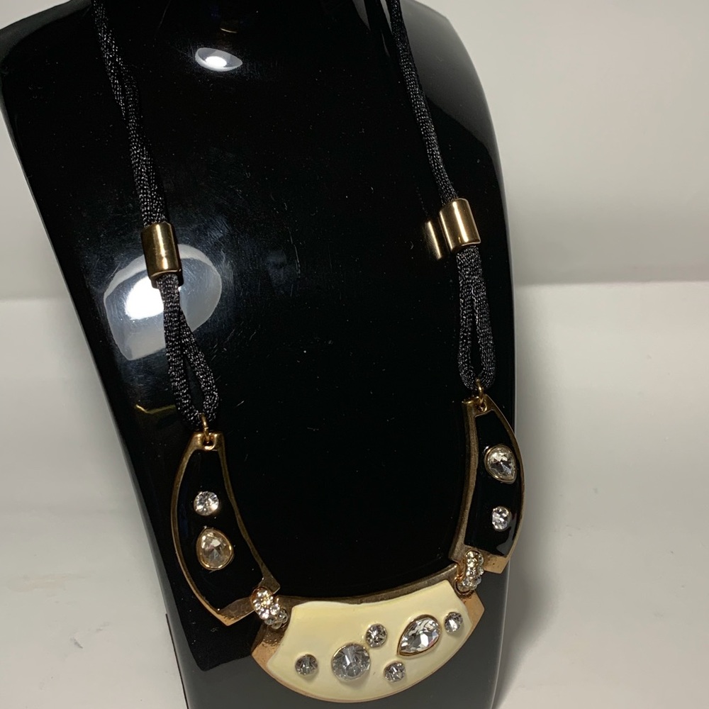 Black and White Necklace